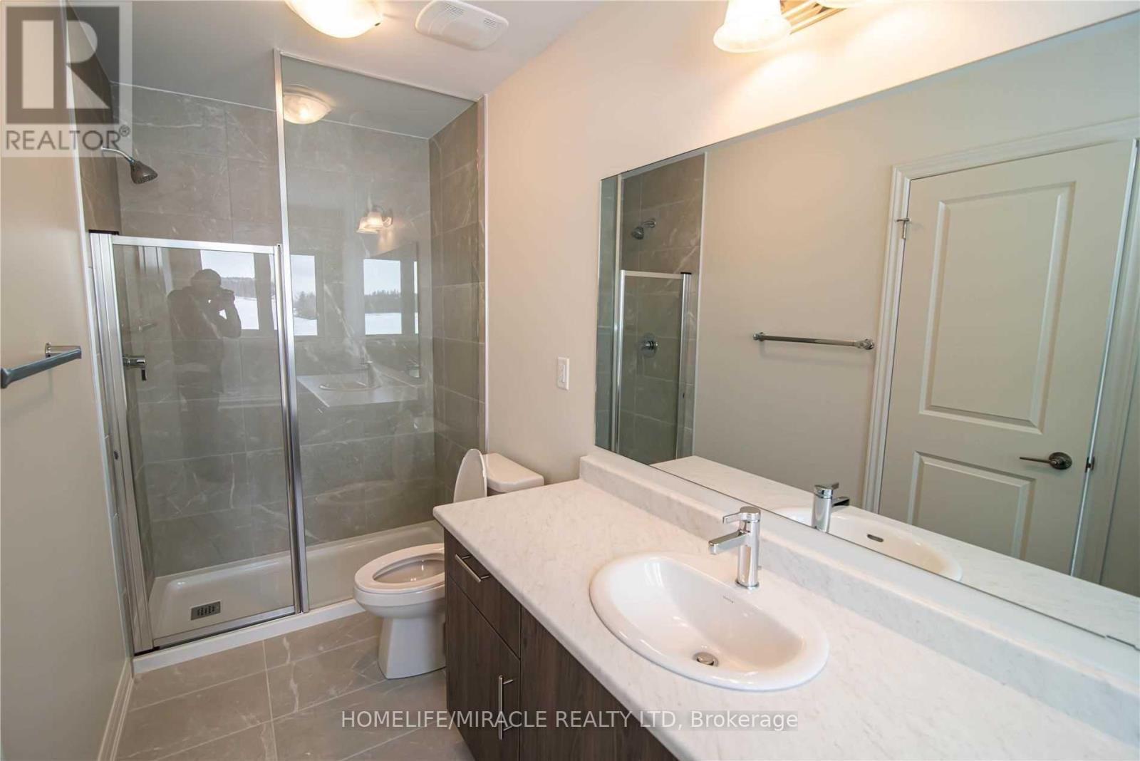 19 Greer Street, Barrie, Ontario  L9S 2Z5 - Photo 10 - S13170252