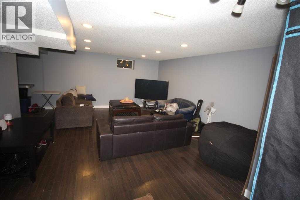 3824 Brantford Drive NW, Calgary, Alberta  T2L 1H9 - Photo 12 - A2281541