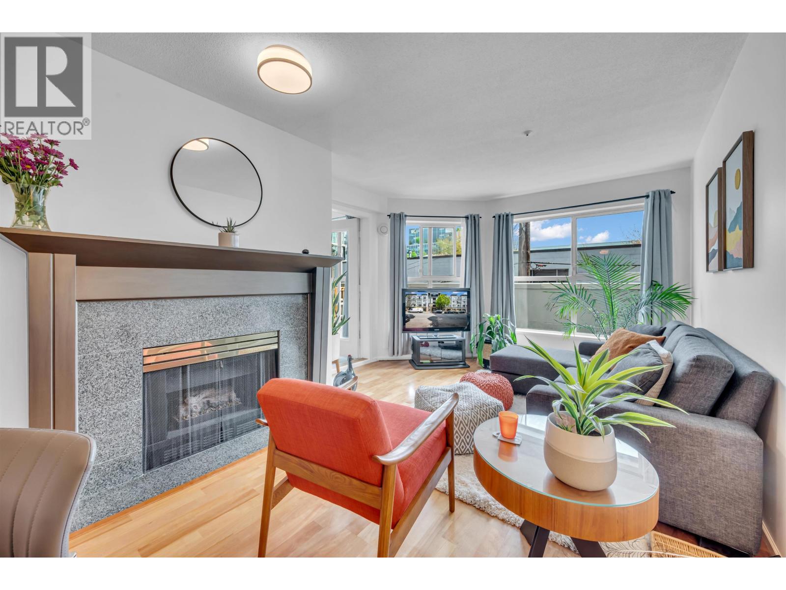 206 511 W 7TH AVENUE, Vancouver, British Columbia