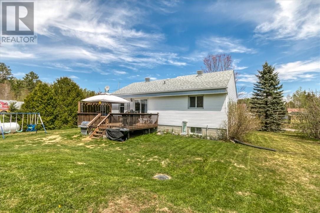 4044e Rose Court, Greater Sudbury, Ontario  P3E 4N1 - Photo 5 - 2127980