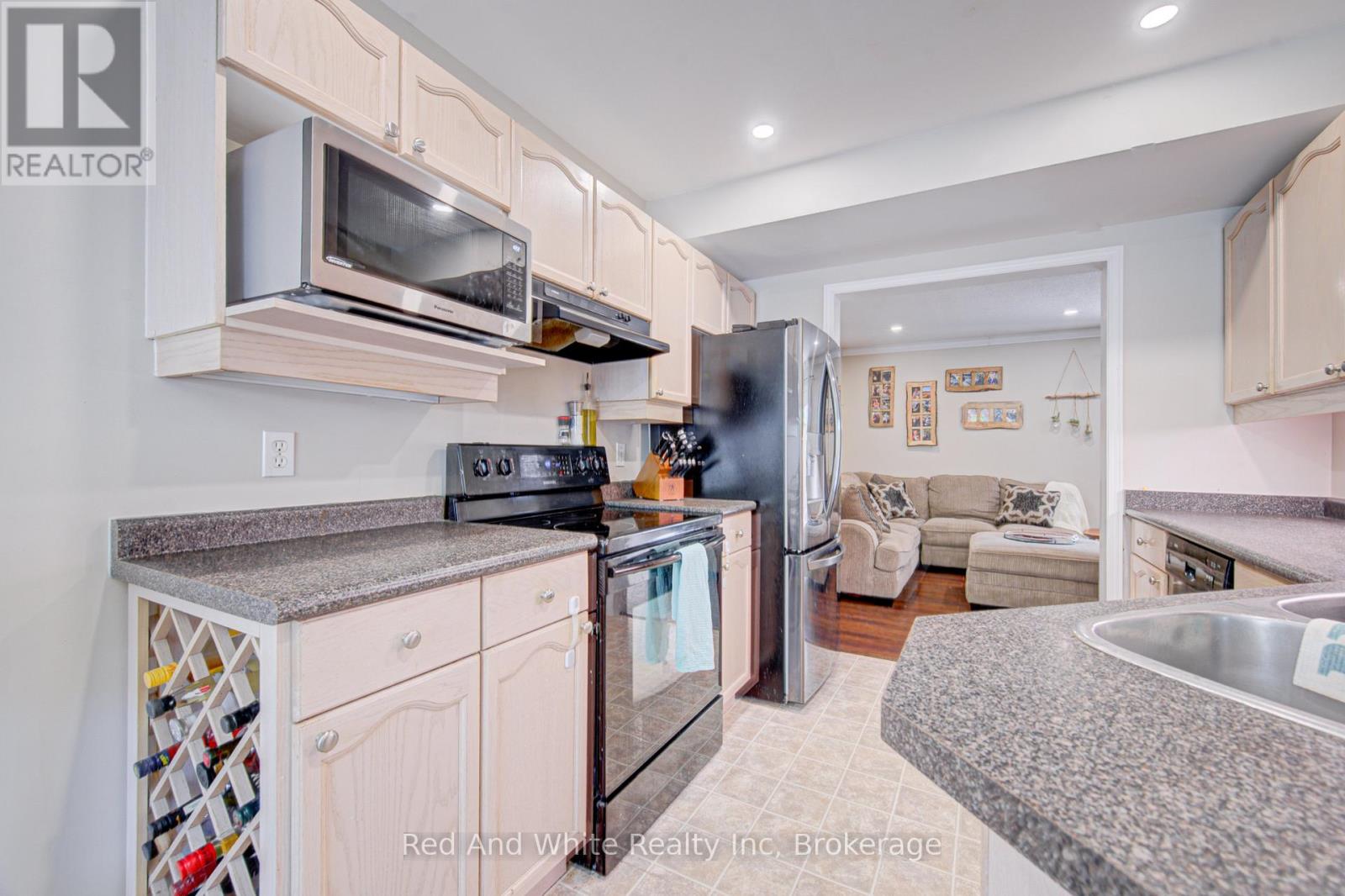 74 - 235 Saginaw Parkway, Cambridge, Ontario  N1T 1X4 - Photo 8 - X13172908