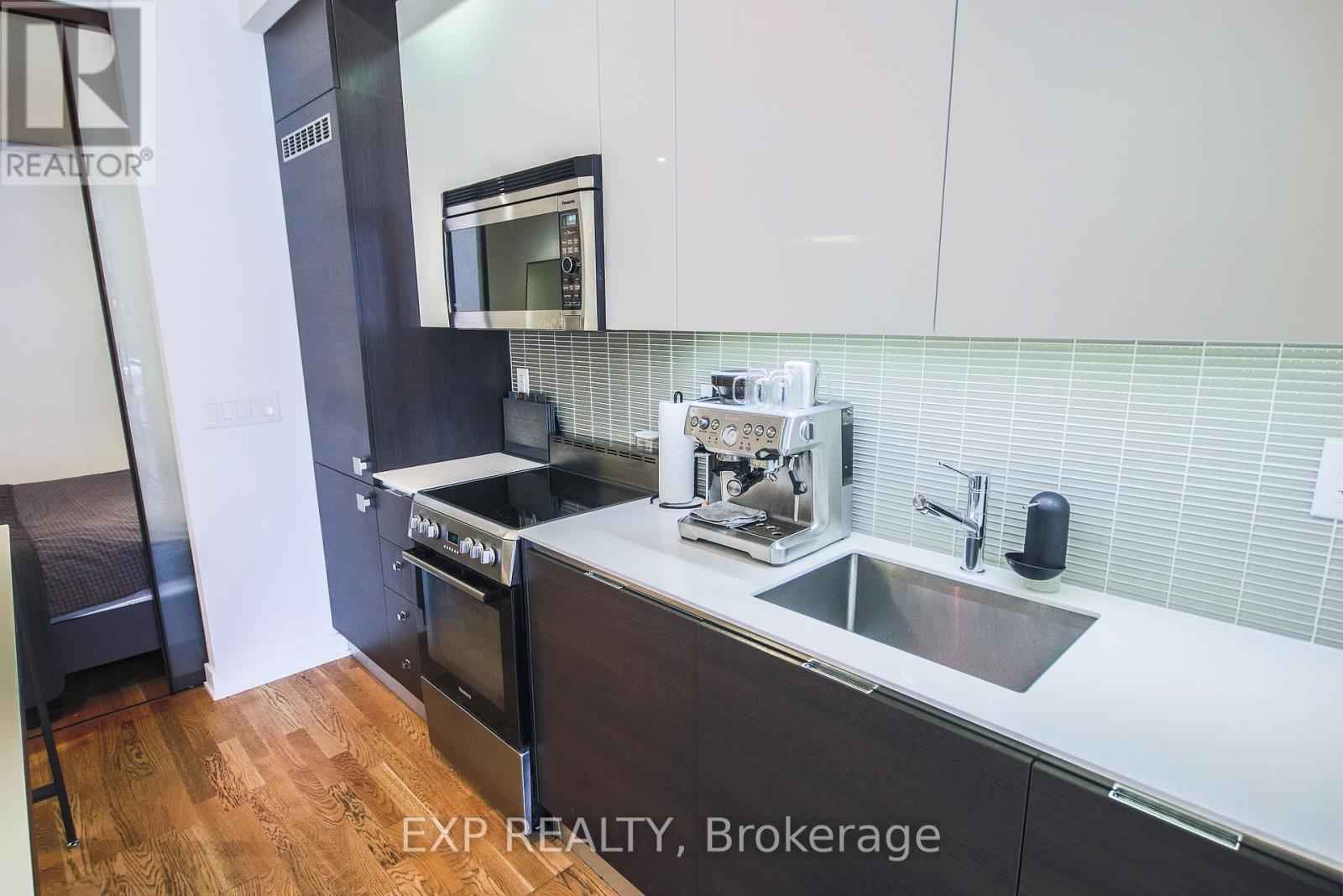 411 - 8 Dovercourt Road, Toronto, Ontario  M6J 0B6 - Photo 15 - C13172918