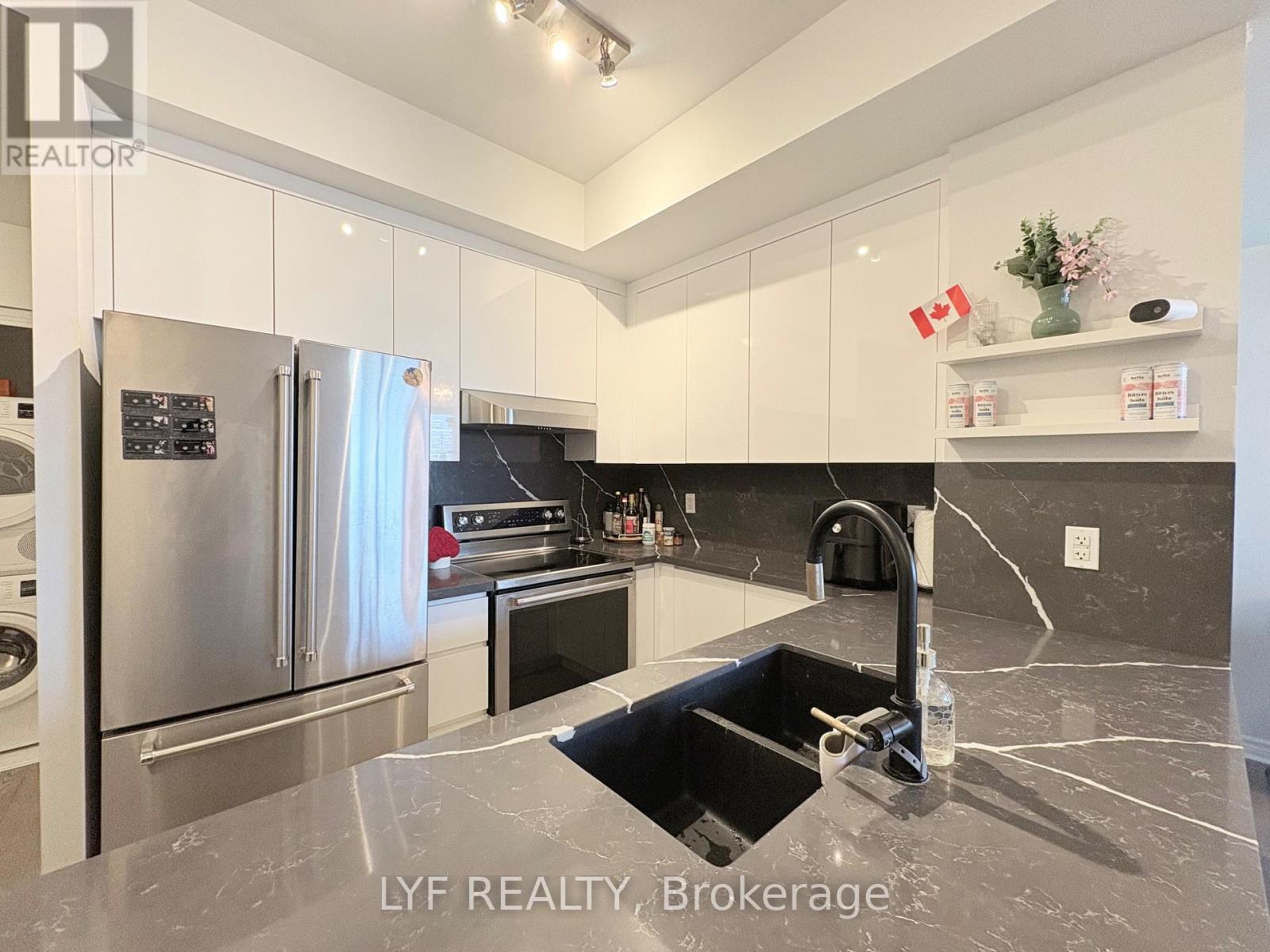 3802 - 761 Bay Street, Toronto, Ontario  M5G 2R2 - Photo 15 - C13172920