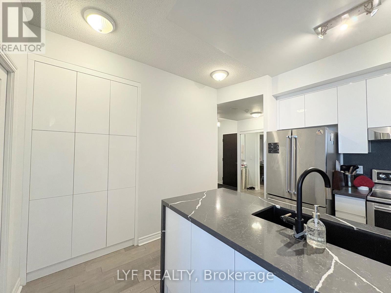3802 - 761 Bay Street, Toronto, Ontario  M5G 2R2 - Photo 18 - C13172920