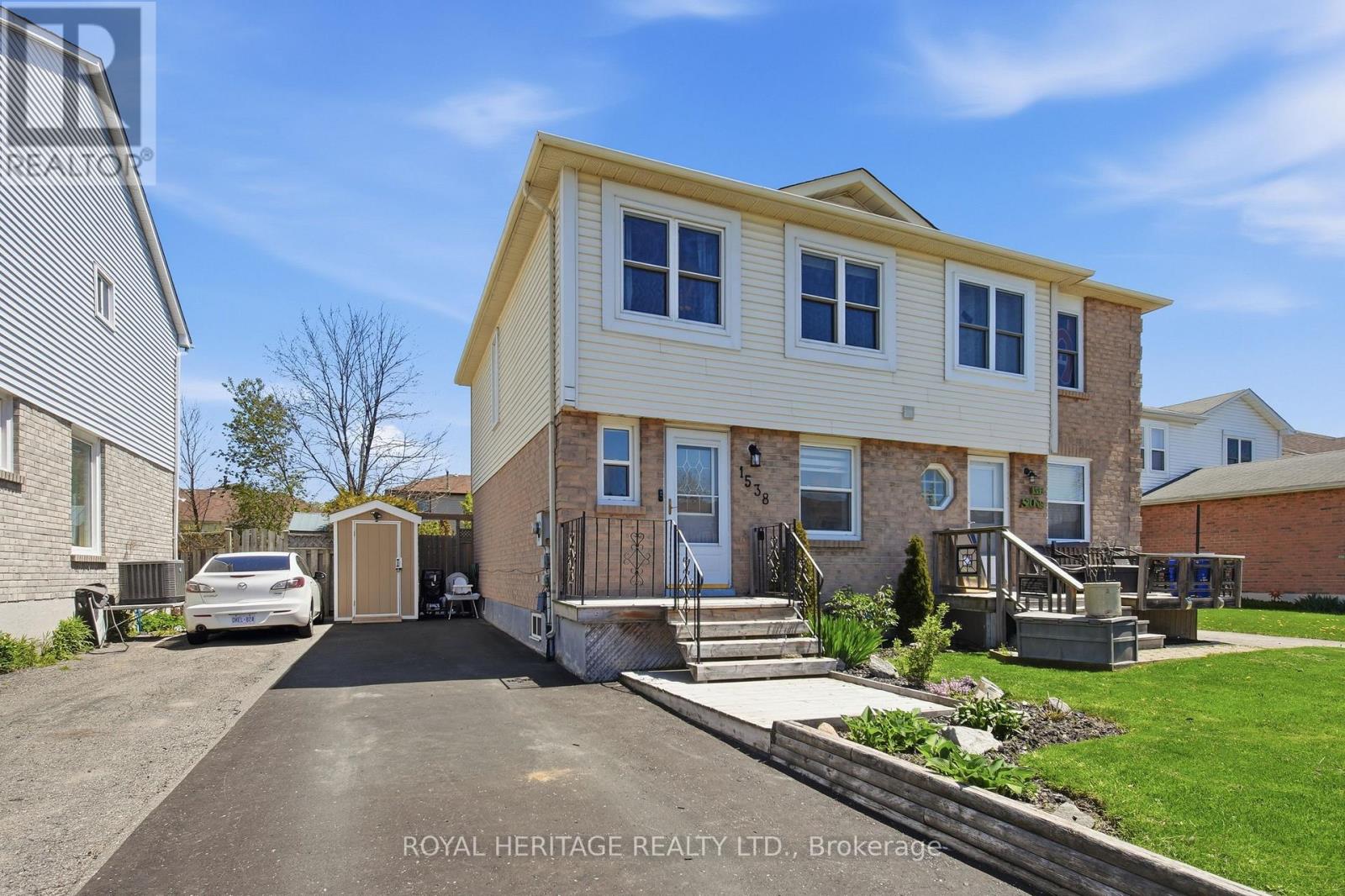 1538 CONNERY CRESCENT, Oshawa, Ontario