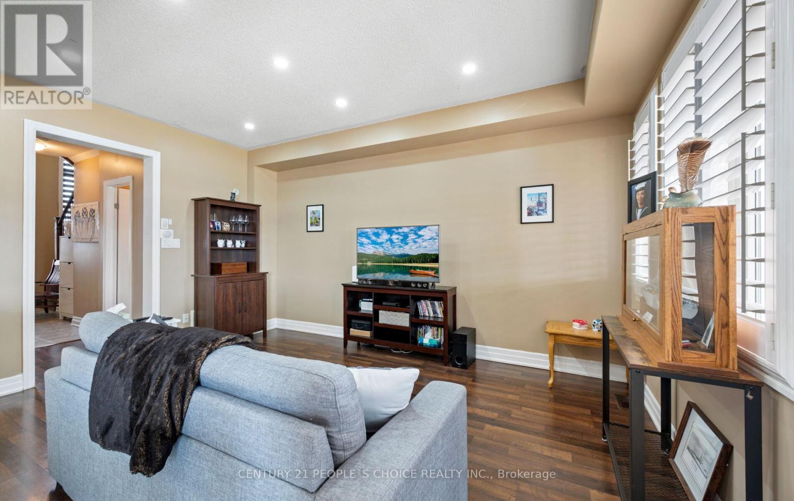 17 Wagner Crescent, Essa, Ontario  L3W 0P4 - Photo 10 - N13172936