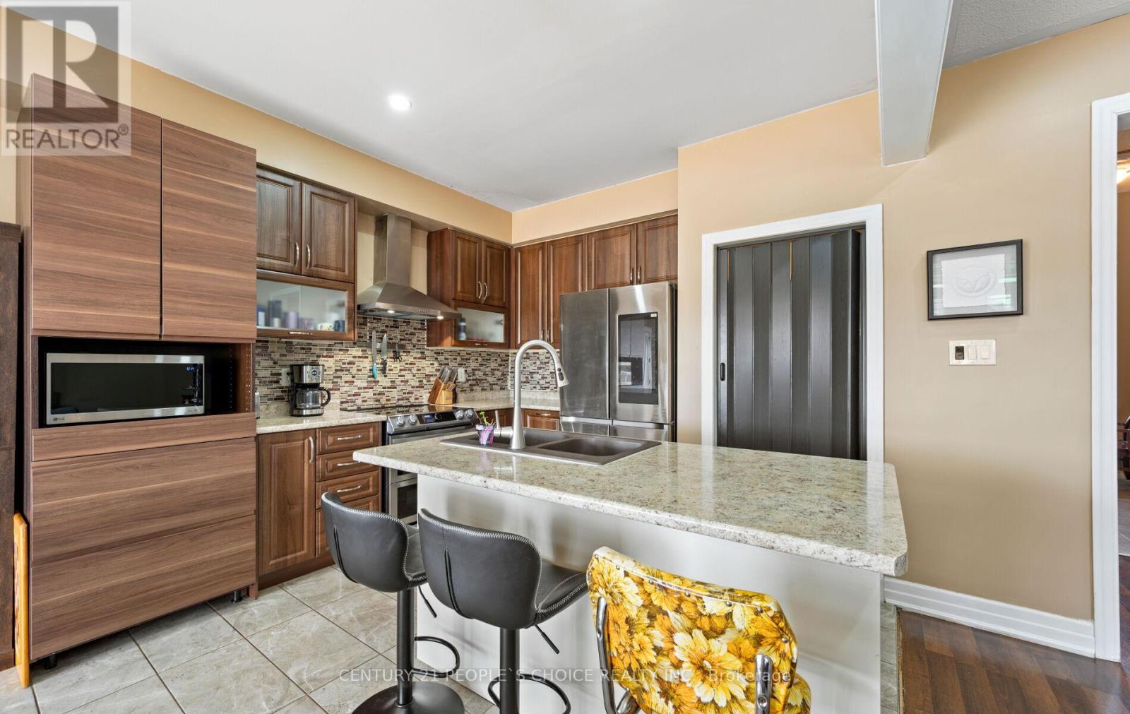 17 Wagner Crescent, Essa, Ontario  L3W 0P4 - Photo 18 - N13172936