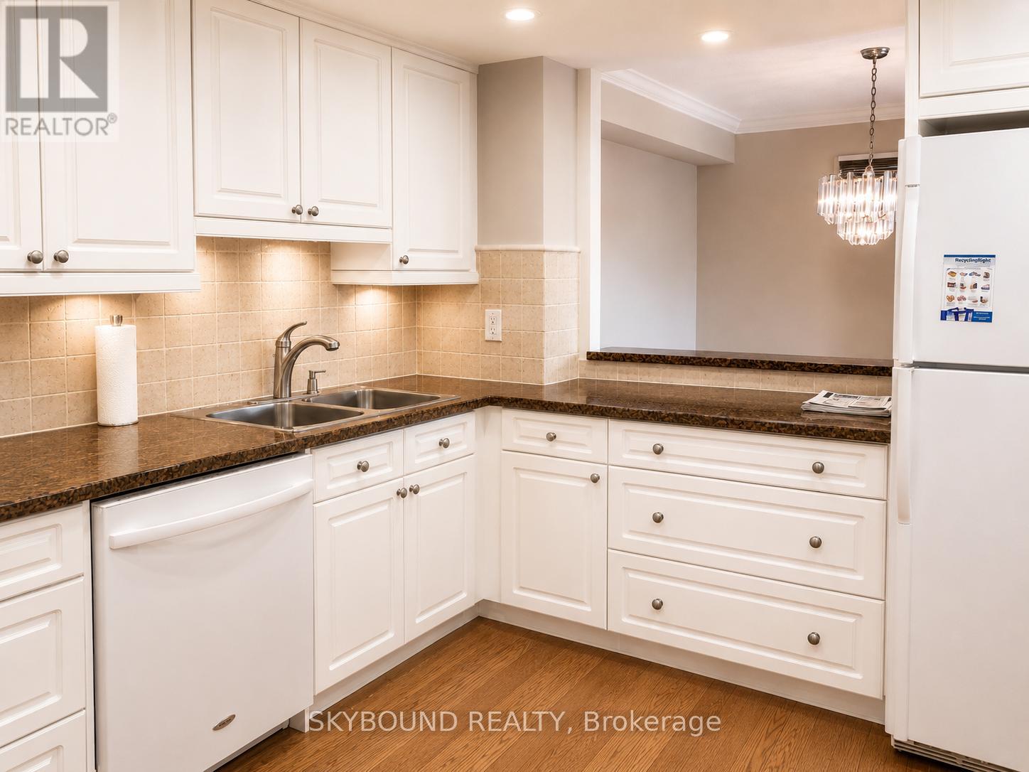 301 - 1360 Rathburn Road, Mississauga, Ontario  L4W 4H4 - Photo 17 - W13172900