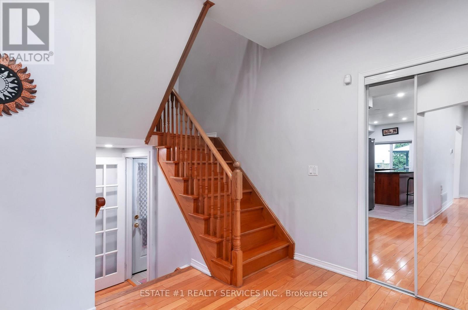 7448 Village Walk, Mississauga, Ontario  L5W 2V7 - Photo 13 - W13172902