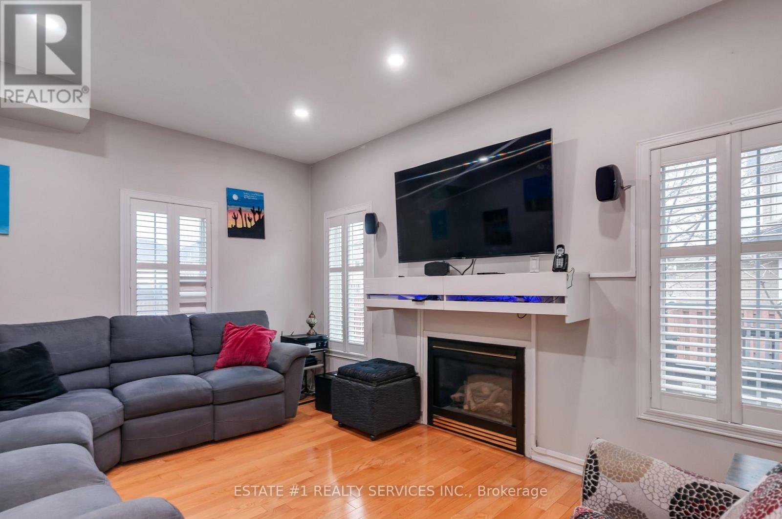 7448 Village Walk, Mississauga, Ontario  L5W 2V7 - Photo 18 - W13172902