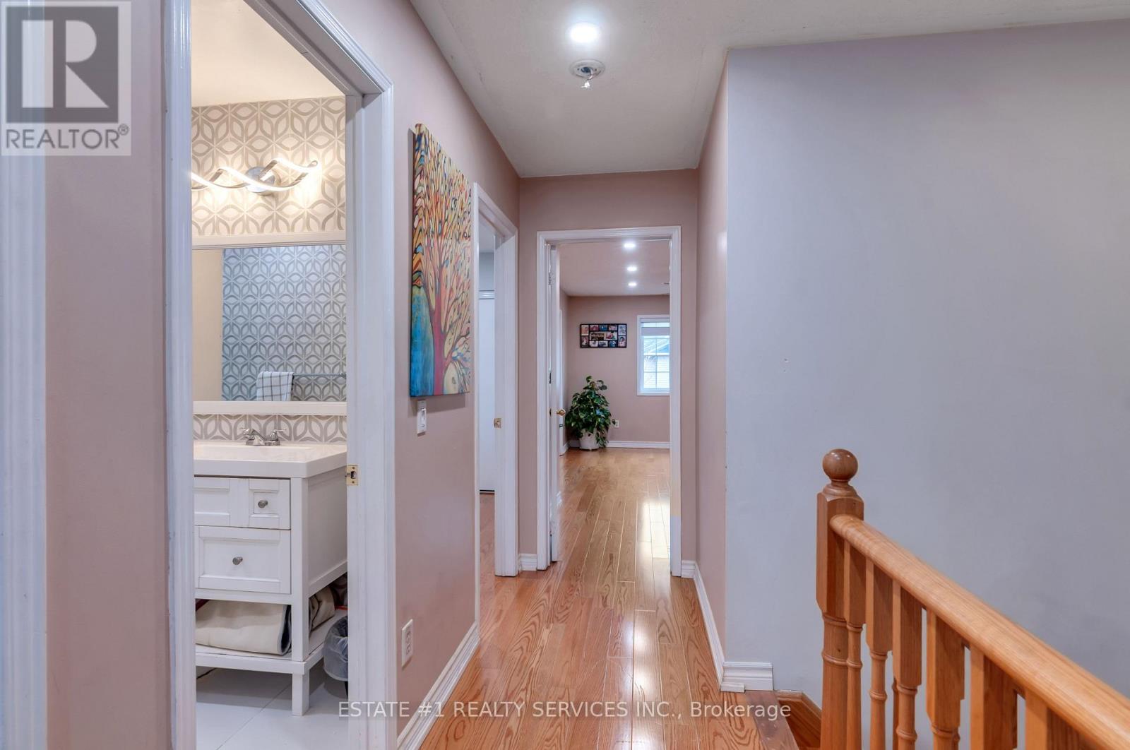 7448 Village Walk, Mississauga, Ontario  L5W 2V7 - Photo 20 - W13172902