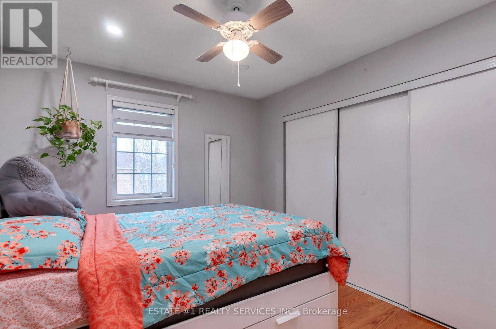 7448 Village Walk, Mississauga, Ontario  L5W 2V7 - Photo 25 - W13172902