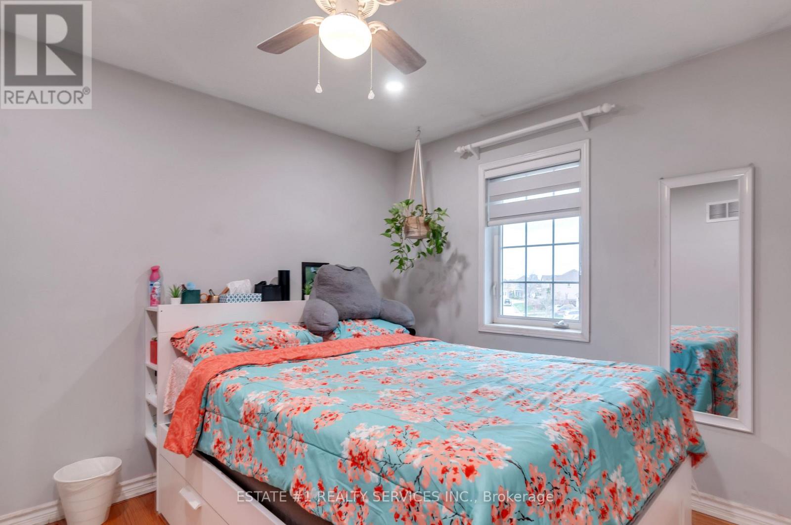 7448 Village Walk, Mississauga, Ontario  L5W 2V7 - Photo 26 - W13172902