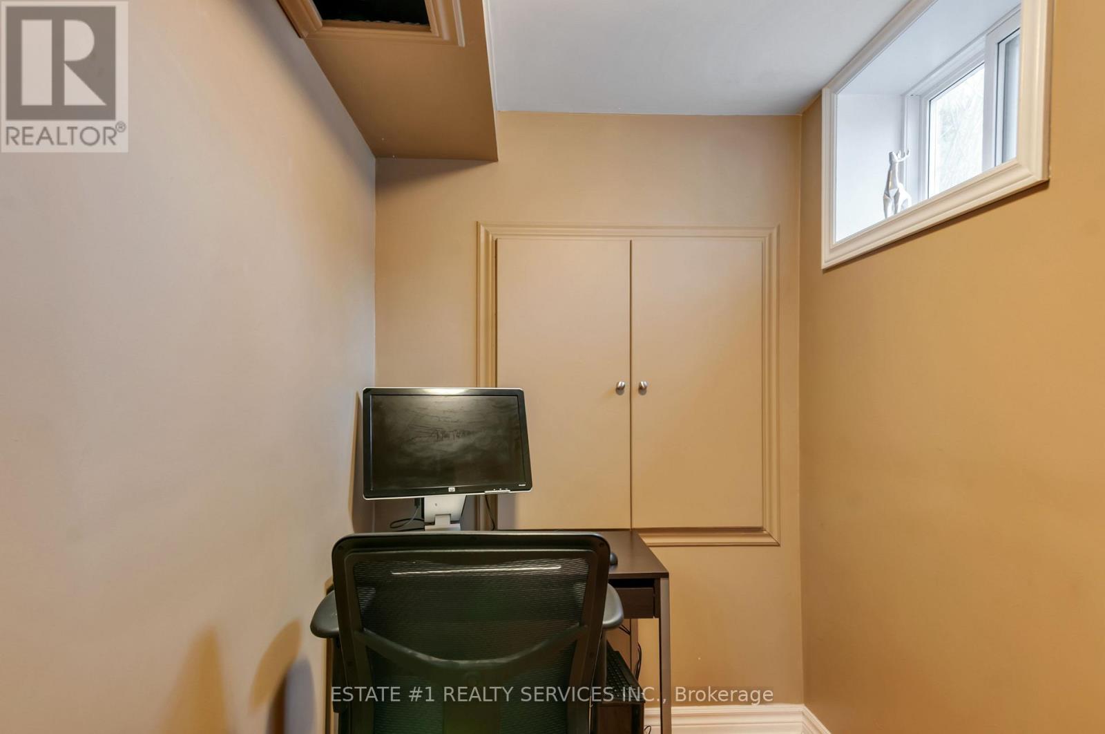 7448 Village Walk, Mississauga, Ontario  L5W 2V7 - Photo 37 - W13172902