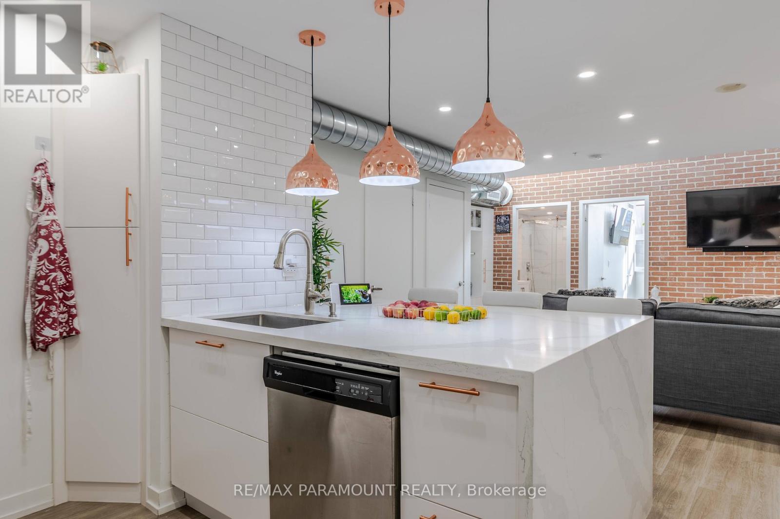 315 - 1410 Dupont Road, Toronto, Ontario  M6H 0B6 - Photo 6 - W13172932