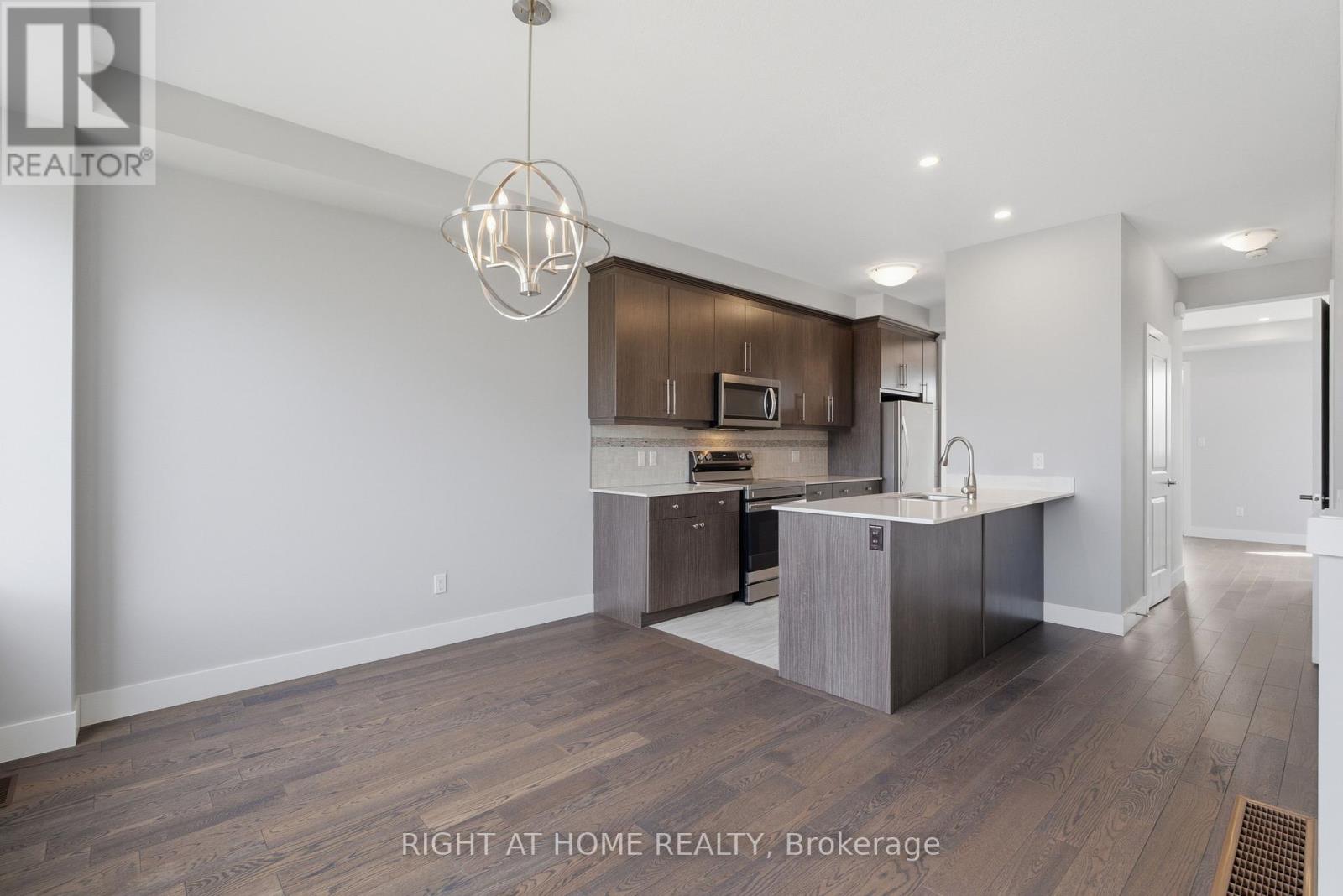 10 - 2060 Meadowgate Boulevard, London South, Ontario  N6M 0H5 - Photo 13 - X13172886
