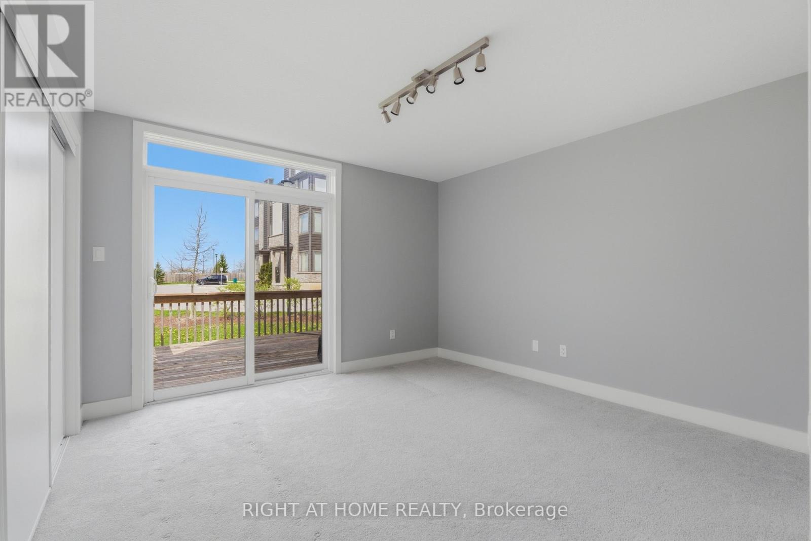 10 - 2060 Meadowgate Boulevard, London South, Ontario  N6M 0H5 - Photo 8 - X13172886