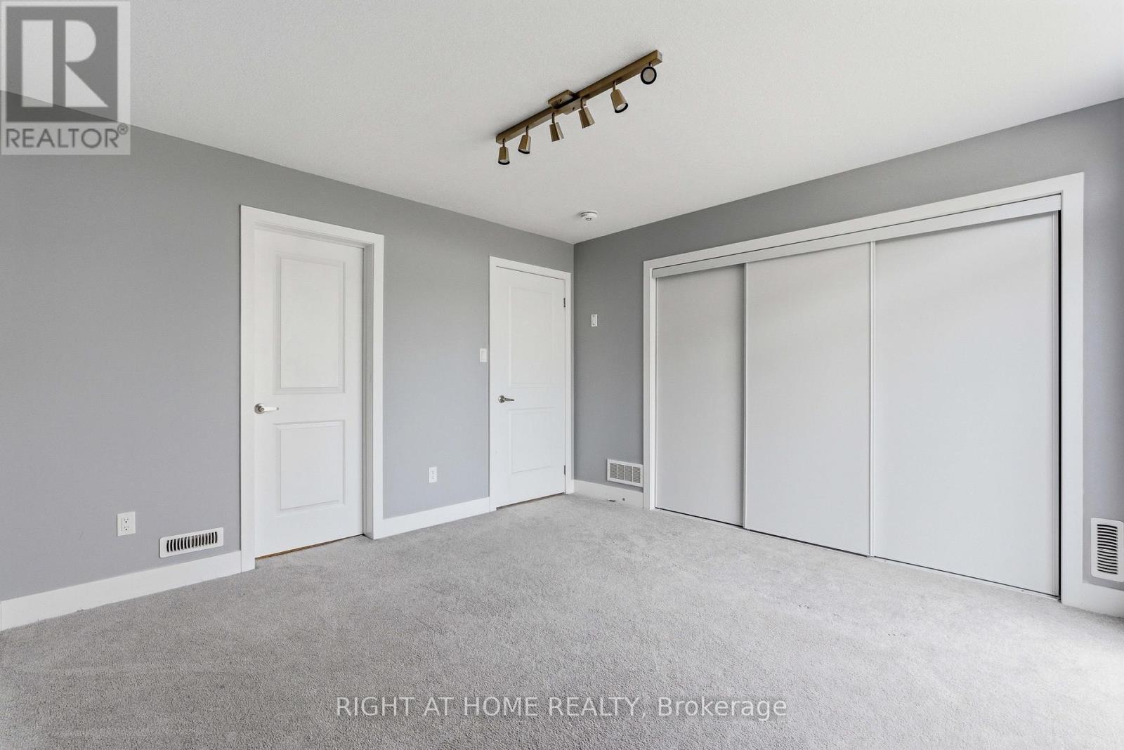 10 - 2060 Meadowgate Boulevard, London South, Ontario  N6M 0H5 - Photo 9 - X13172886