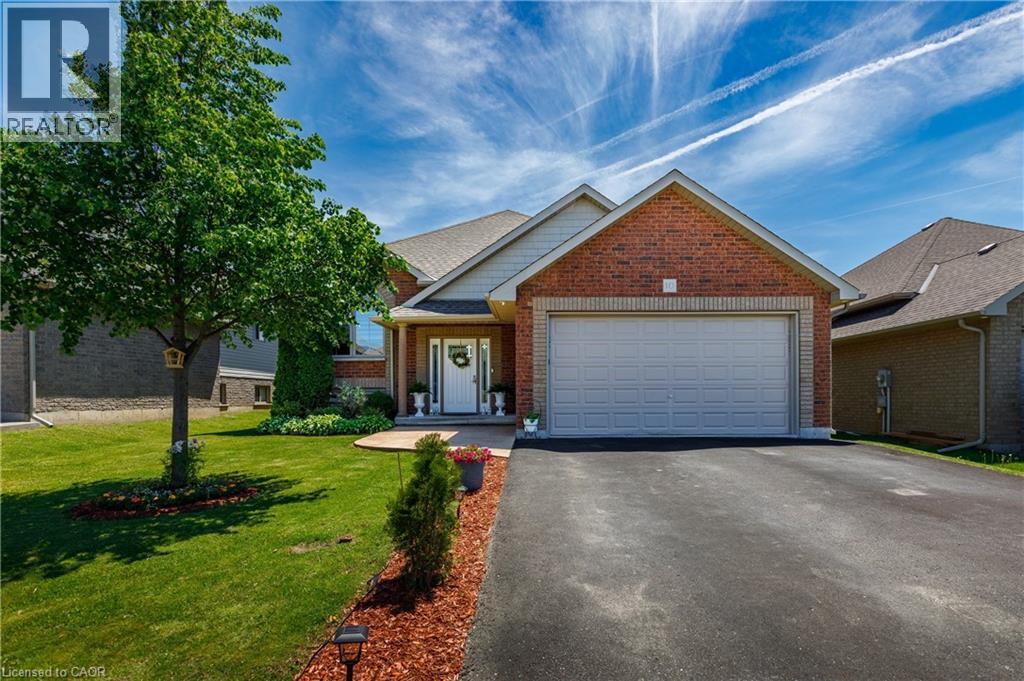 10 REDBUD Crescent, Simcoe, Ontario