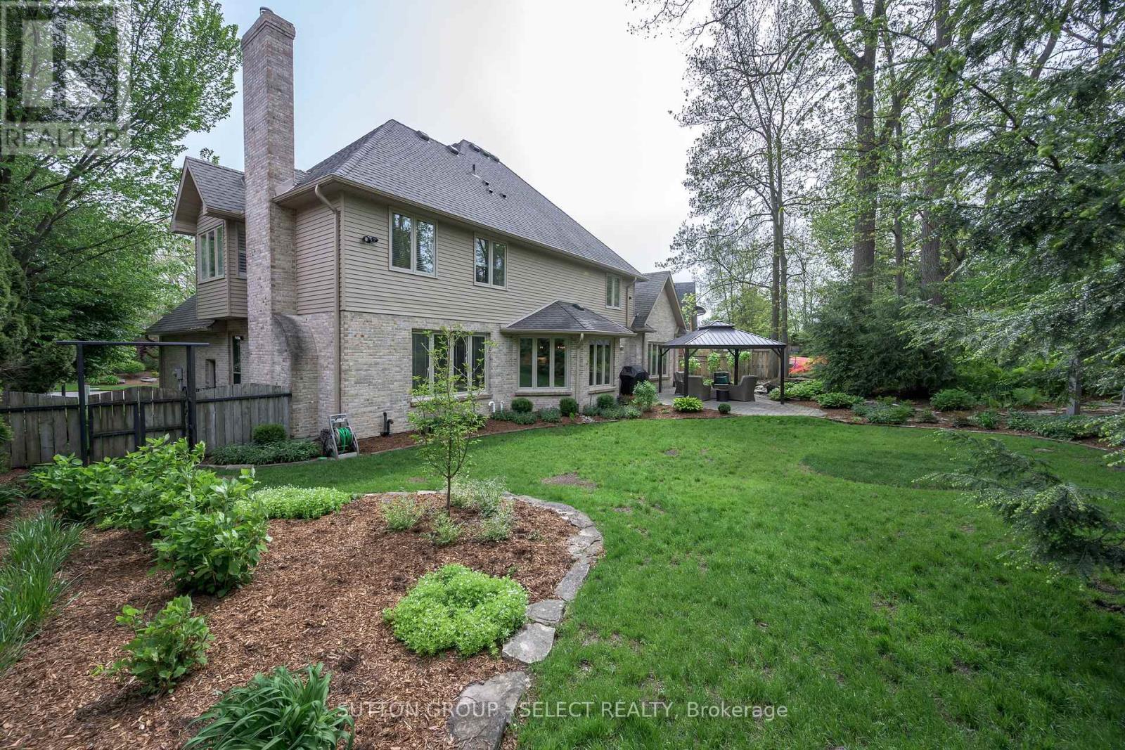 38 Camrose Court, London South, Ontario  N6K 4B5 - Photo 2 - X13172978