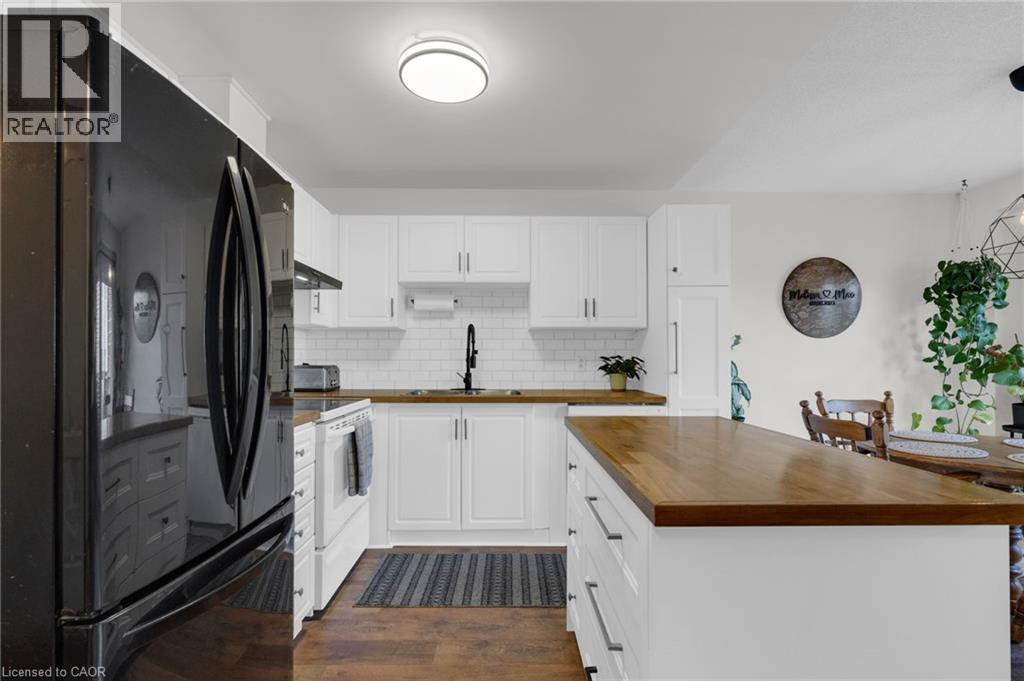 4 Parkside Crescent, Angus, Ontario  L0M 1B3 - Photo 9 - 40833523
