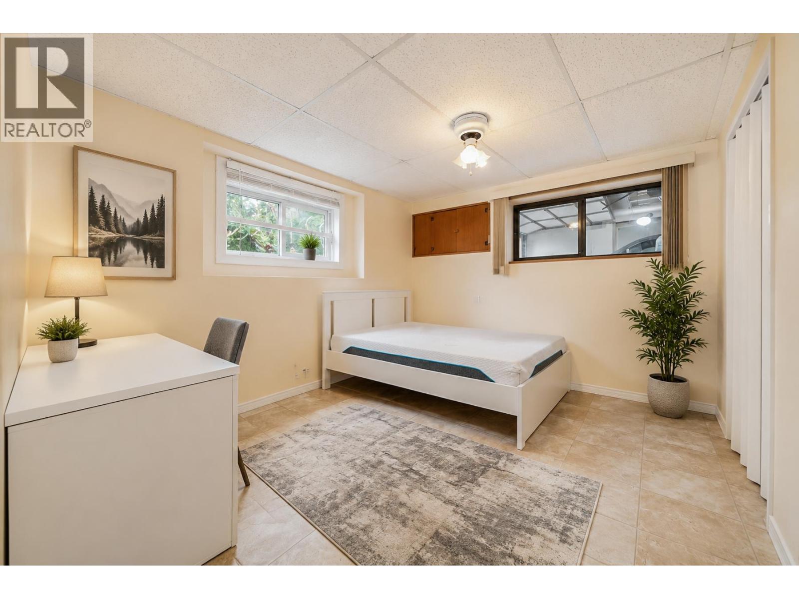 5225 Georgia Street, Burnaby, British Columbia  V5B 1V3 - Photo 29 - R3127707
