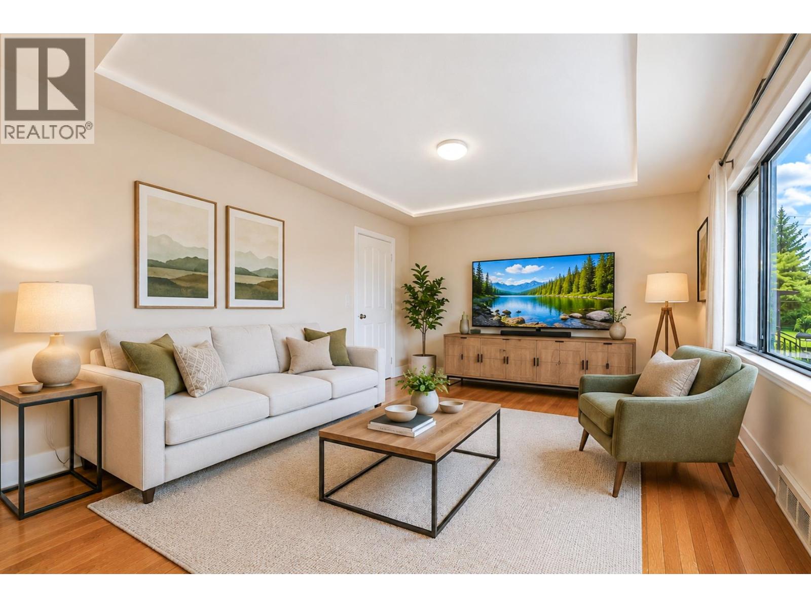 5225 Georgia Street, Burnaby, British Columbia  V5B 1V3 - Photo 8 - R3127707