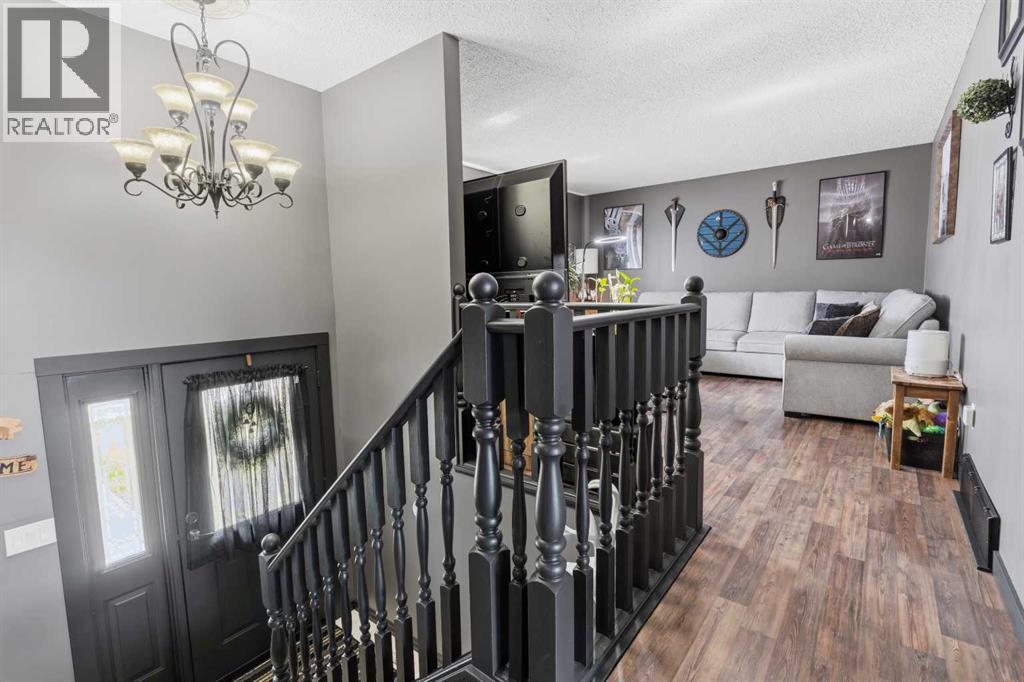 21 Pan Am Street, Swan Hills, Alberta  T0G 2C0 - Photo 8 - A2307724