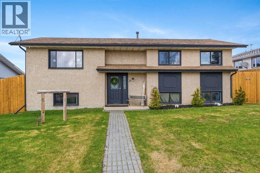 21 Pan Am Street, Swan Hills, Alberta  T0G 2C0 - Photo 35 - A2307724