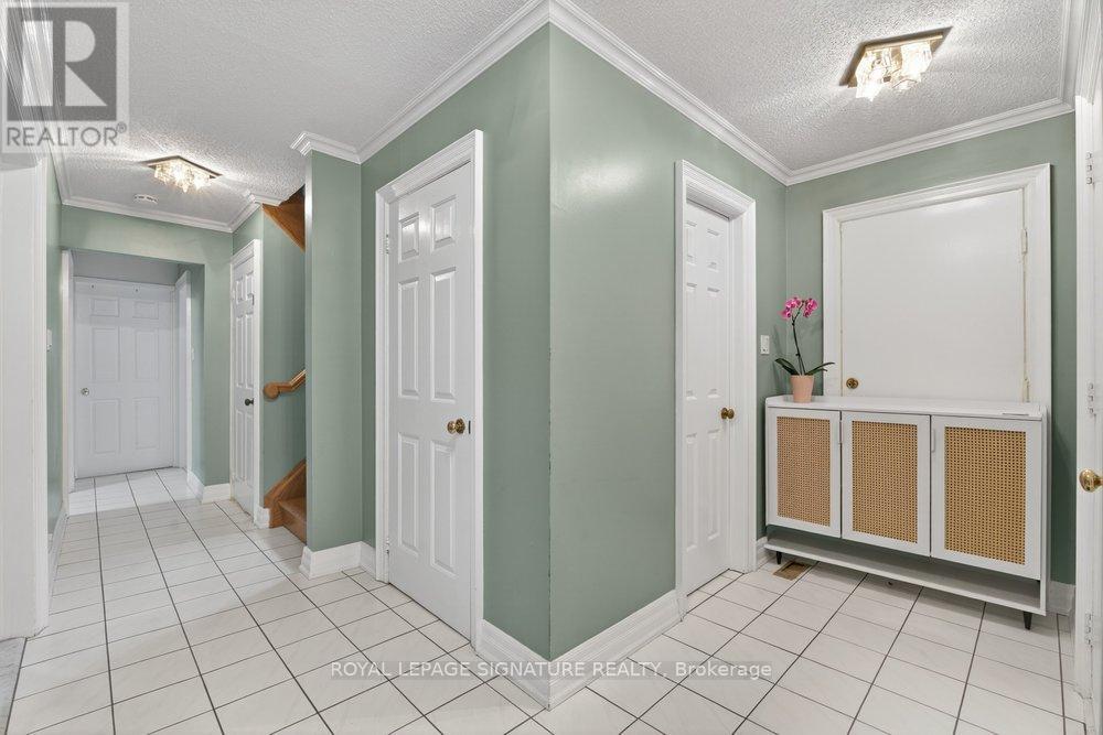 101 Pentland Crescent, Vaughan, Ontario  L6A 1T5 - Photo 11 - N13172998