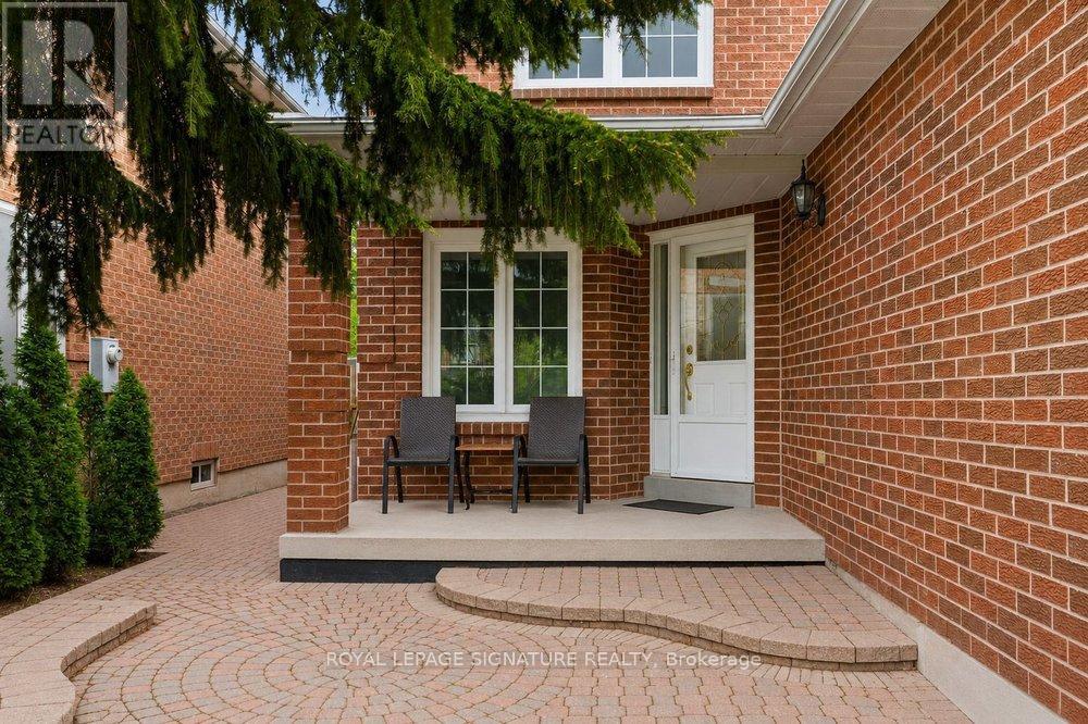 101 Pentland Crescent, Vaughan, Ontario  L6A 1T5 - Photo 4 - N13172998