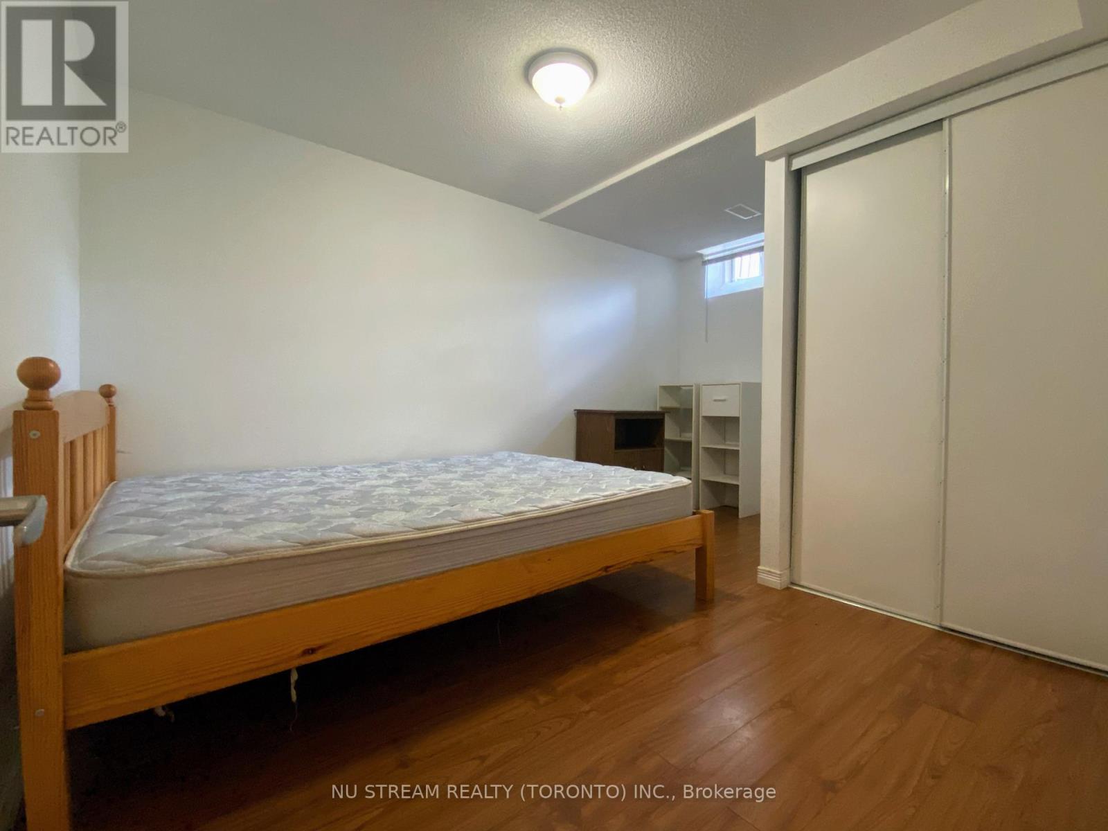 Bsmt - 82 Fresno Court, Markham, Ontario  L3R 0T7 - Photo 3 - N13173008