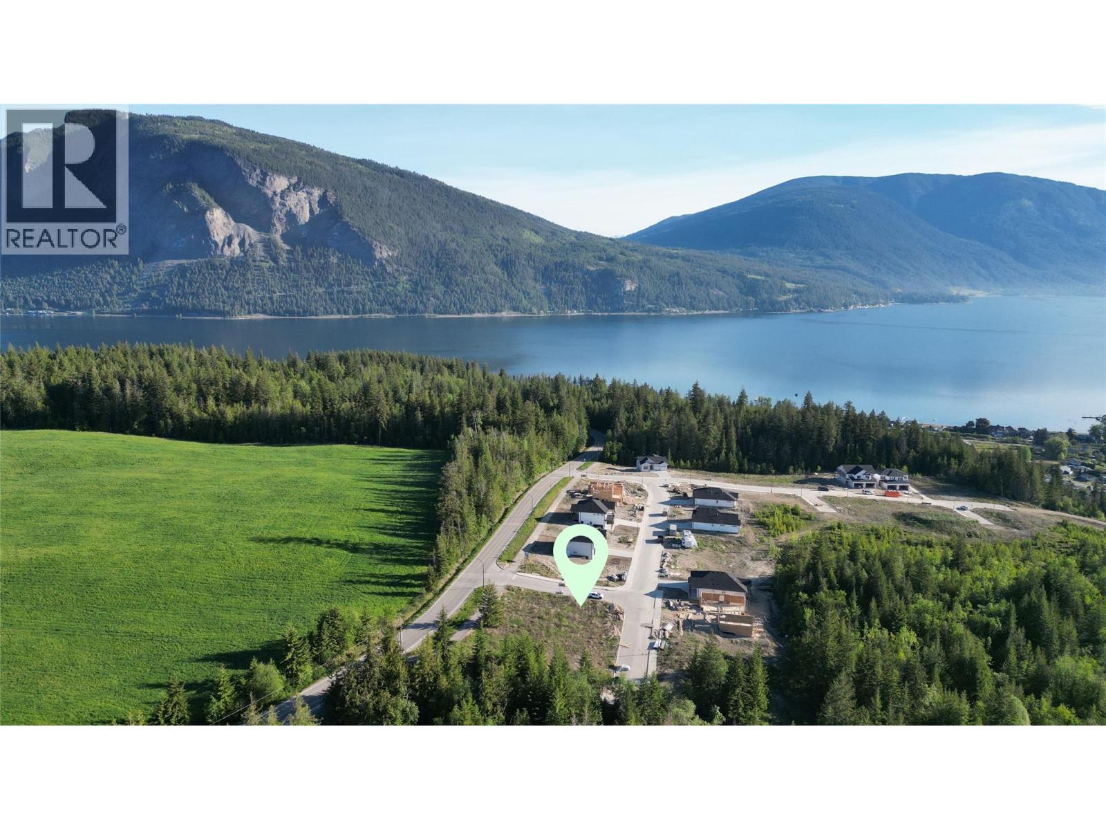 6741 42 Street NE, Salmon Arm, British Columbia  V0E 1K0 - Photo 1 - 10388460
