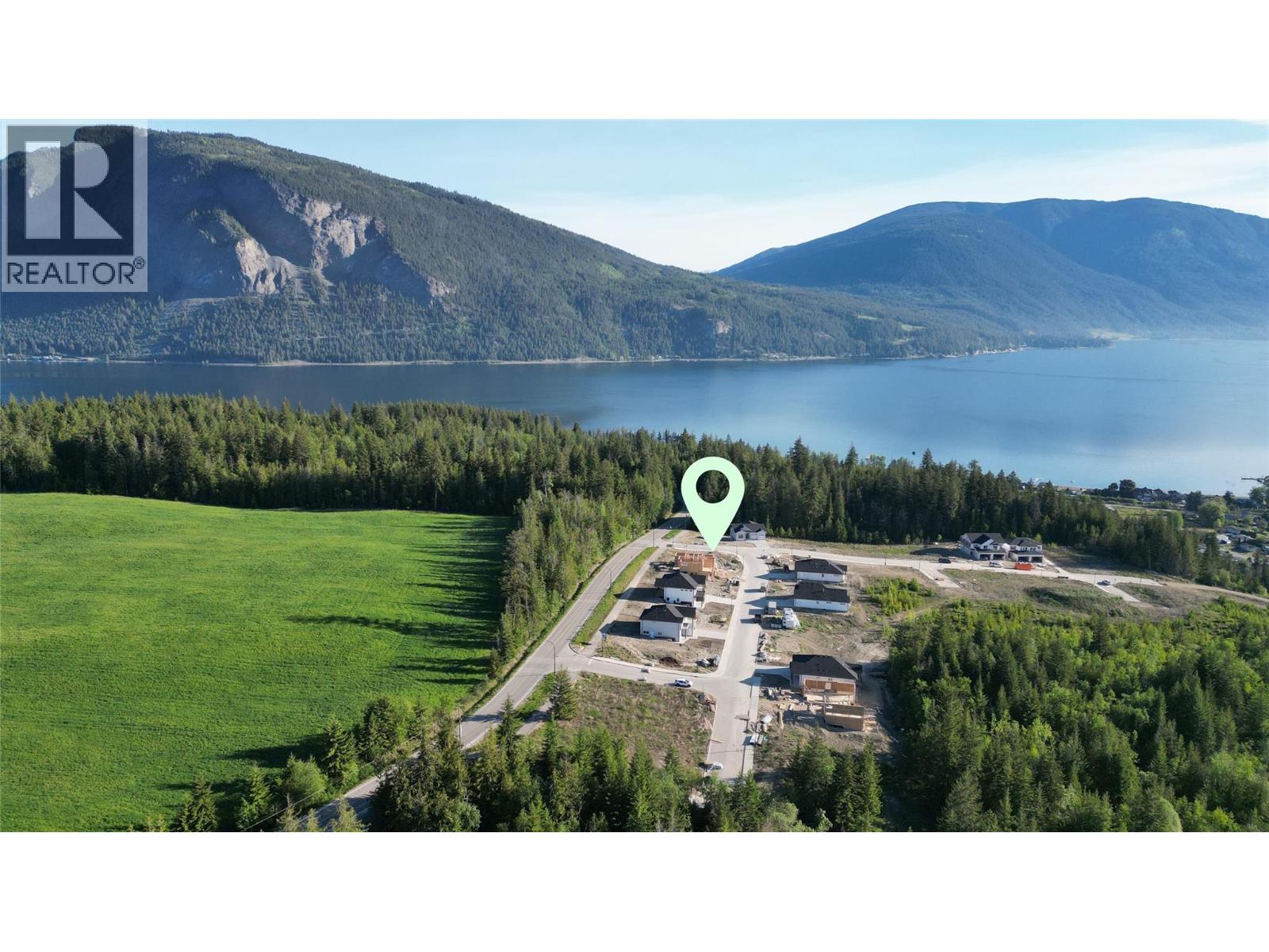 6951 42 Street NE, Salmon Arm, British Columbia  V0E 1K0 - Photo 4 - 10388648