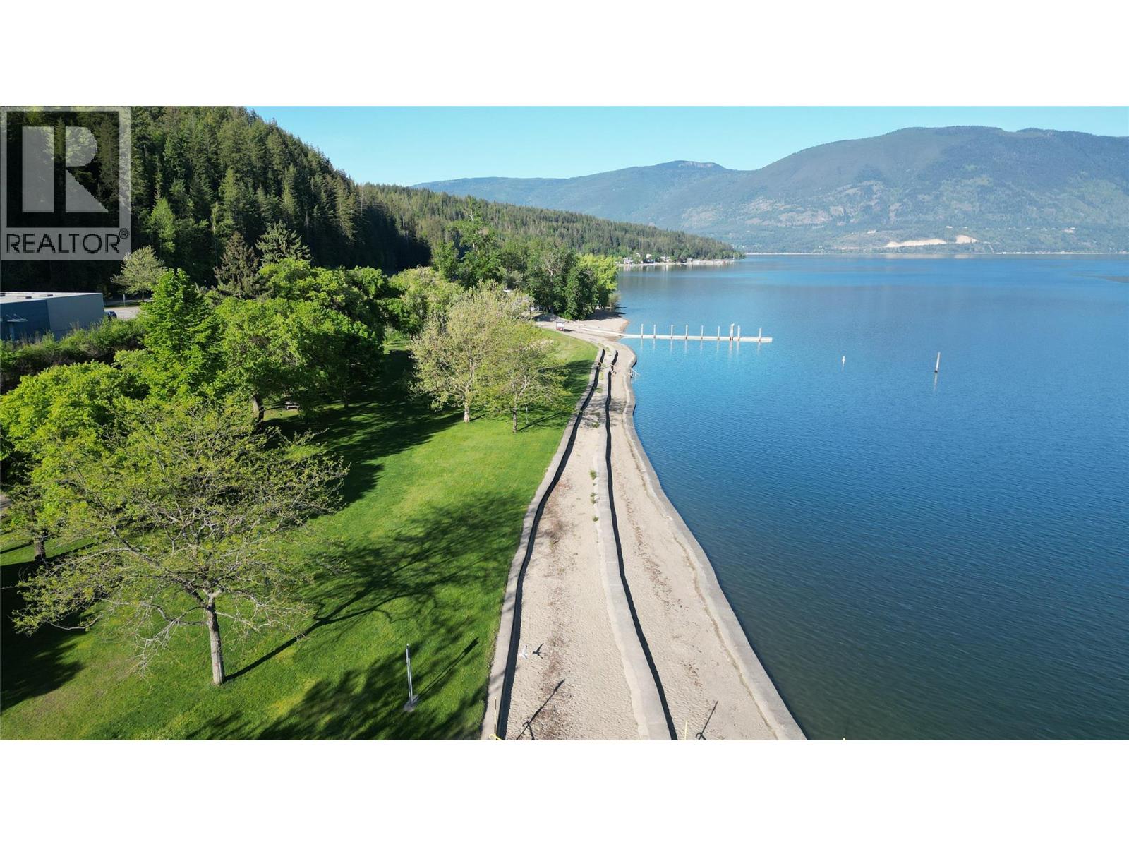 6740 42 Street NE, Salmon Arm, British Columbia V0E 1K0 - Photo 8 - 10388649