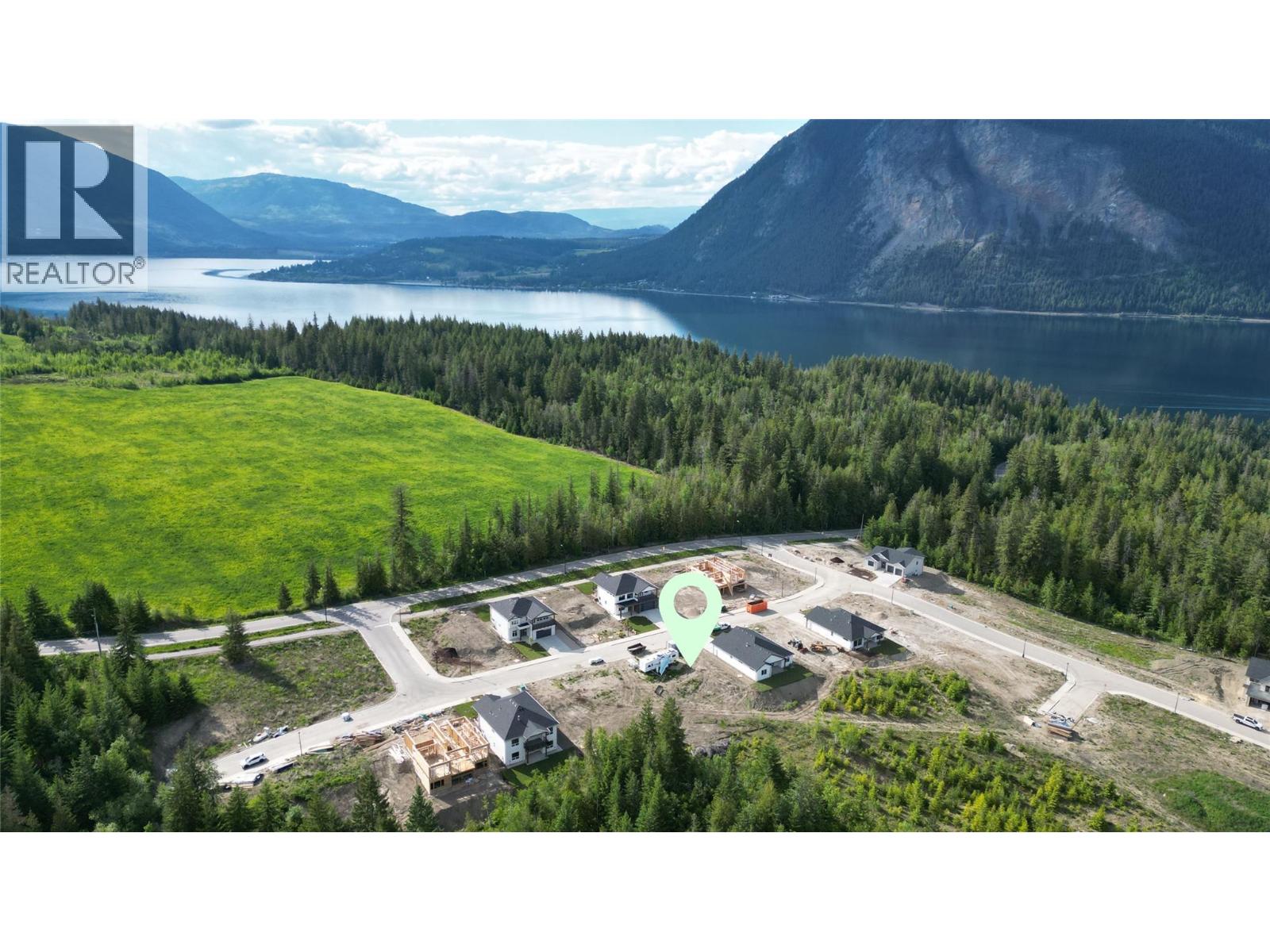 6830 42 Street NE, Salmon Arm, British Columbia  V0E 1K0 - Photo 4 - 10388655