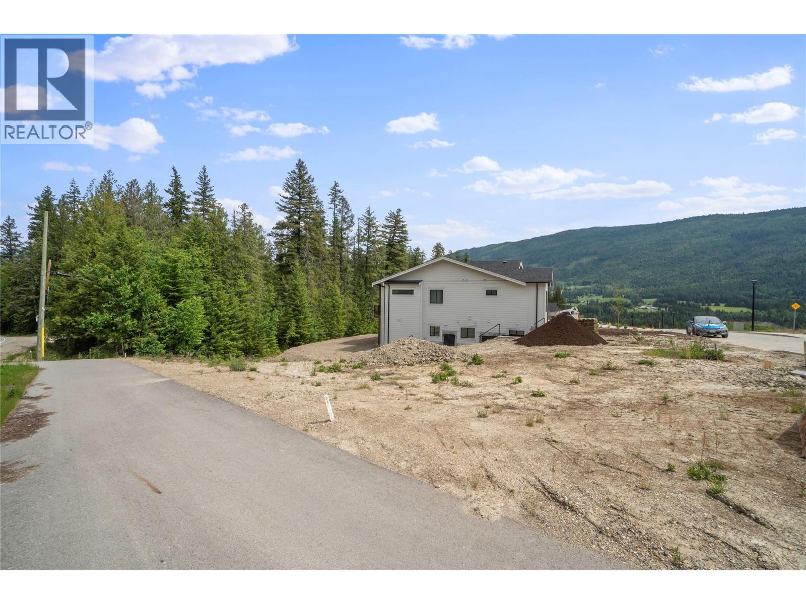 4201 69 Avenue NE, Salmon Arm, British Columbia  V0E 1K0 - Photo 7 - 10388660