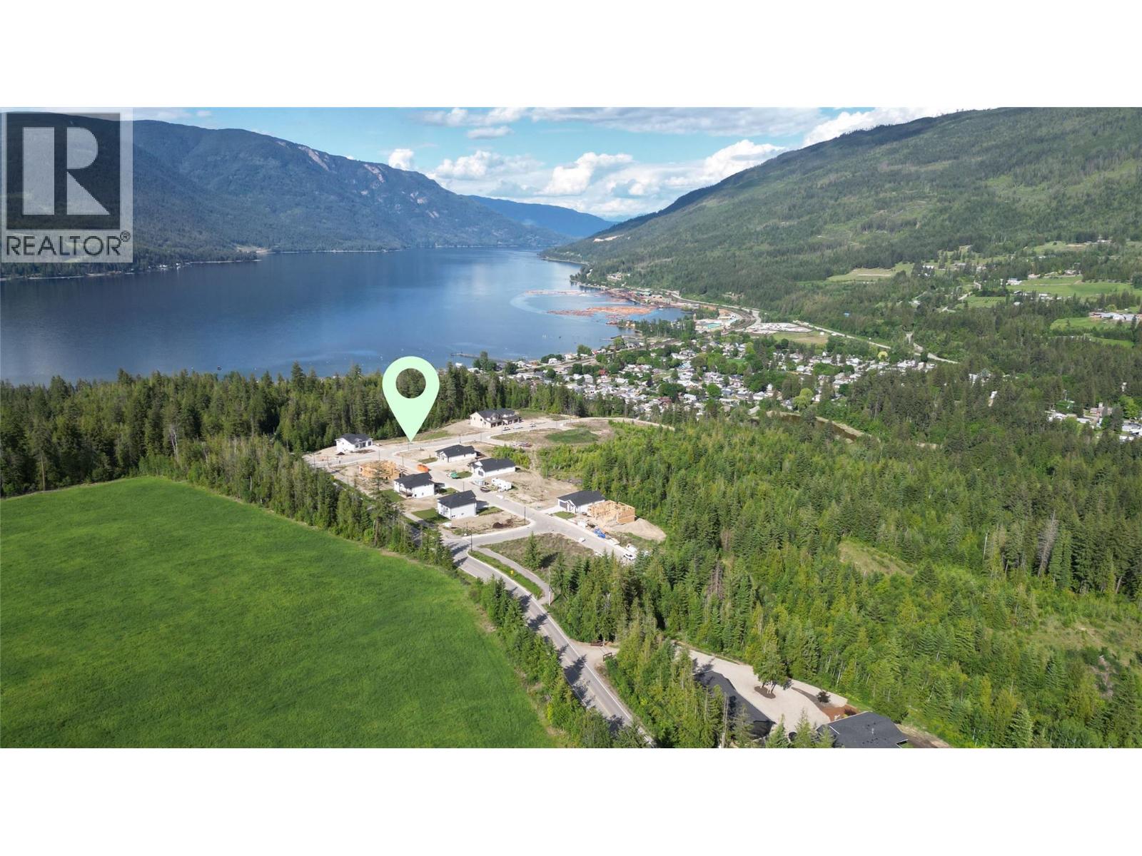 4251 69 Avenue NE, Salmon Arm, British Columbia  V0E 1K0 - Photo 3 - 10388663