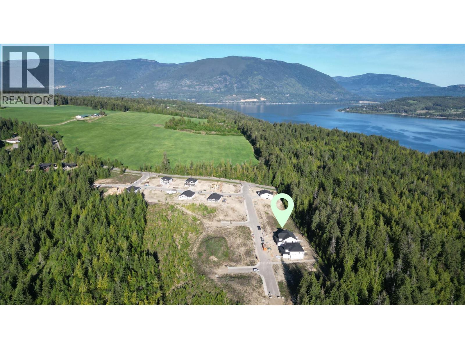 4311 69 Avenue NE, Salmon Arm, British Columbia  V0E 1K0 - Photo 3 - 10388665