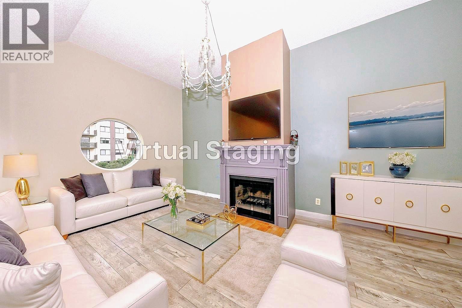 306 5025 SANDERS STREET, Burnaby, British Columbia