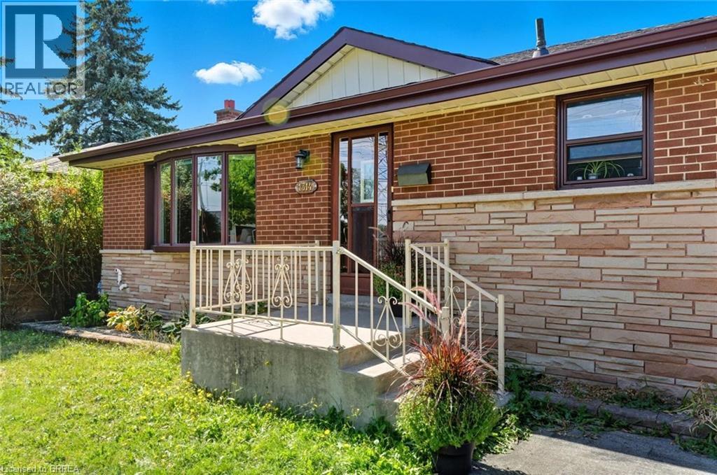 1314 Fisher Avenue, Burlington, Ontario  L7P 2L6 - Photo 3 - 40832825
