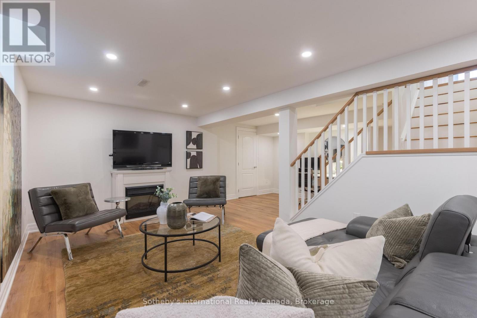 456 Aspen Forest Drive, Oakville, Ontario  L6J 6H6 - Photo 38 - W13173076