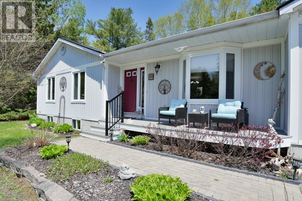99 Glencairn Crescent, Huntsville, Ontario  P1H 2J4 - Photo 2 - X13173082