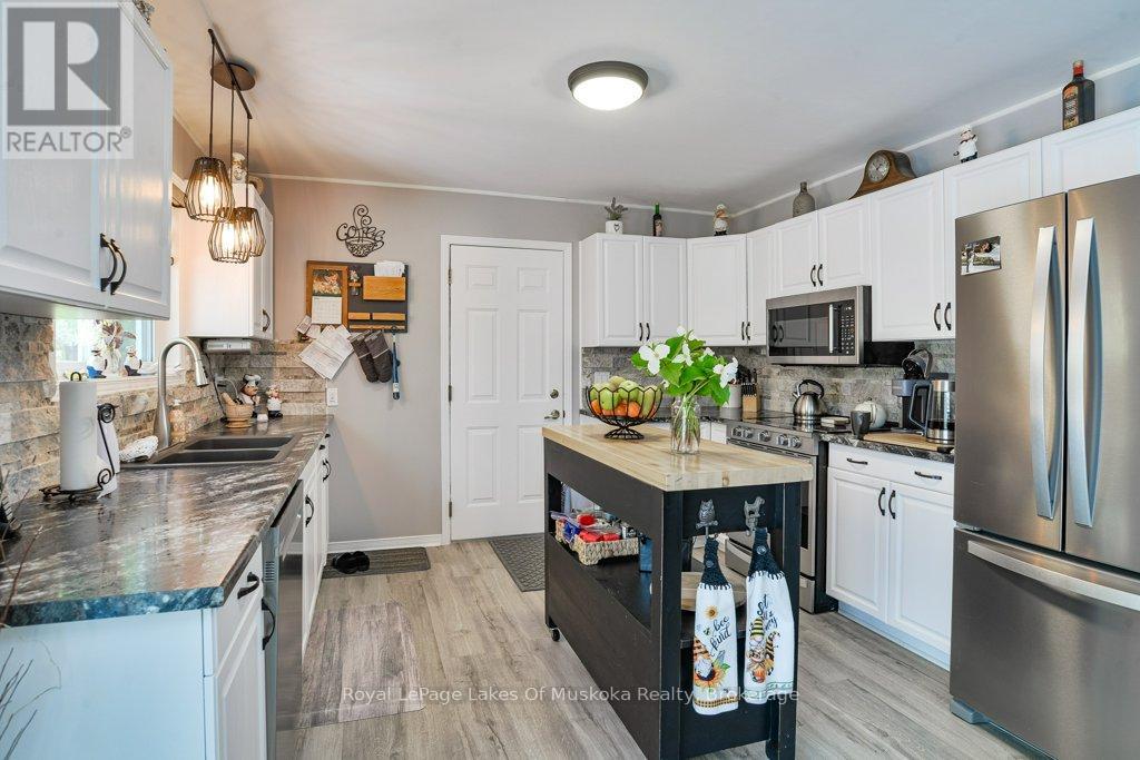 99 Glencairn Crescent, Huntsville, Ontario  P1H 2J4 - Photo 7 - X13173082