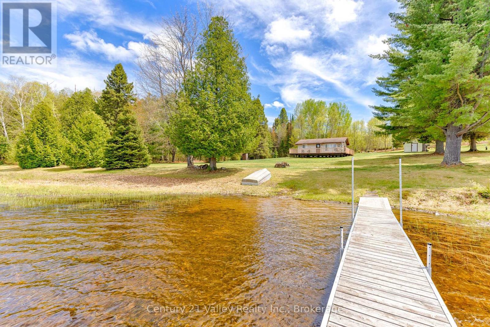 89A LAKE LAPINSKIE LANE, Madawaska Valley, Ontario
