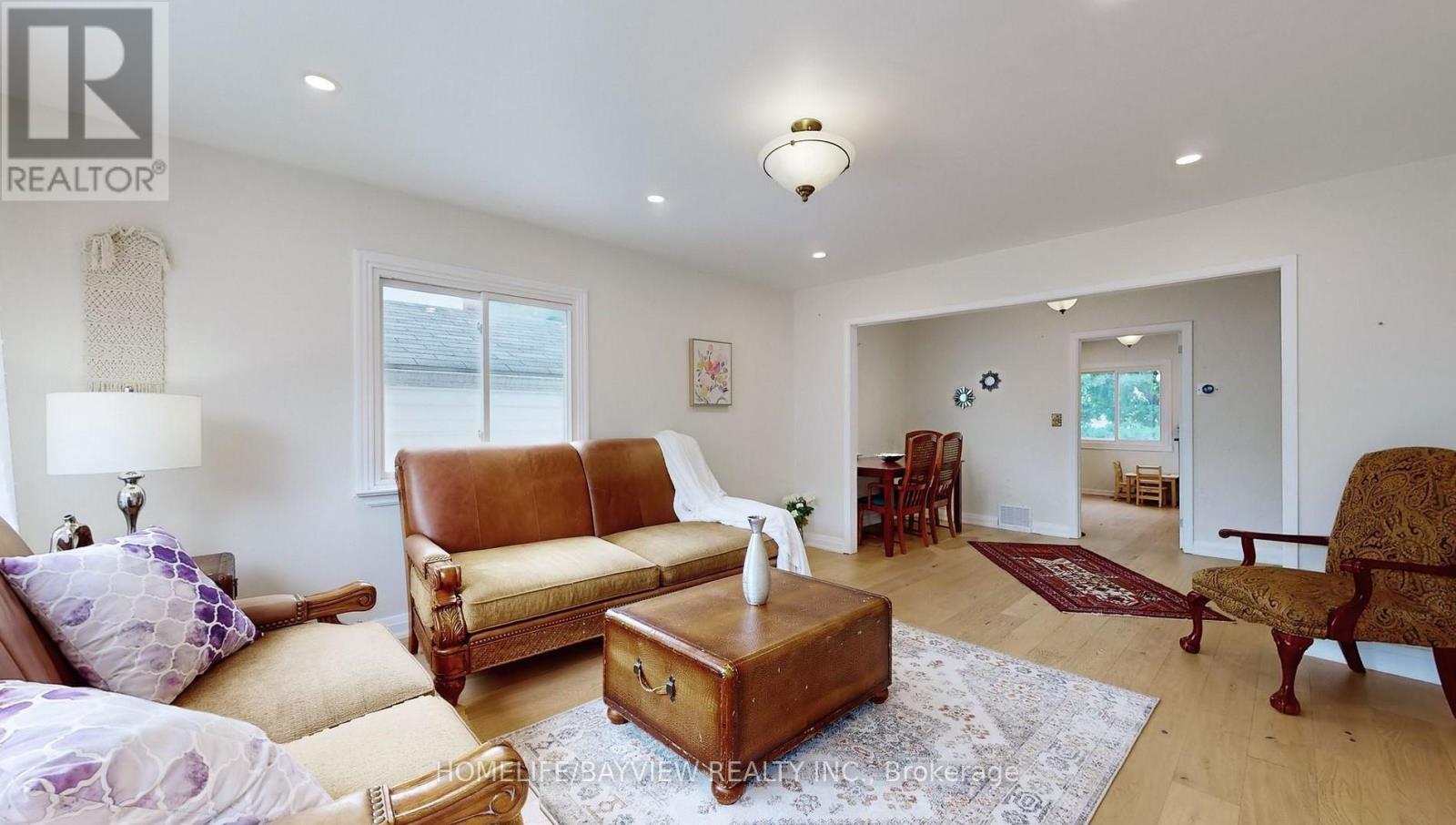 313 Andrew Street, Newmarket, Ontario  L3Y 1H1 - Photo 2 - N13169680
