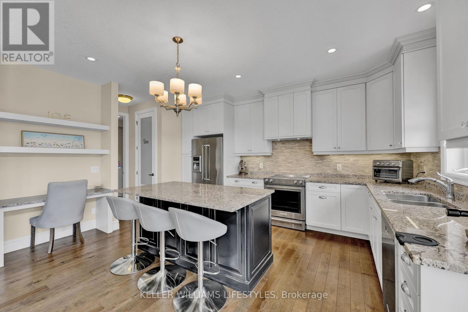 2348 Meadowlands Way, London North, Ontario  N6G 5L8 - Photo 11 - X13173010