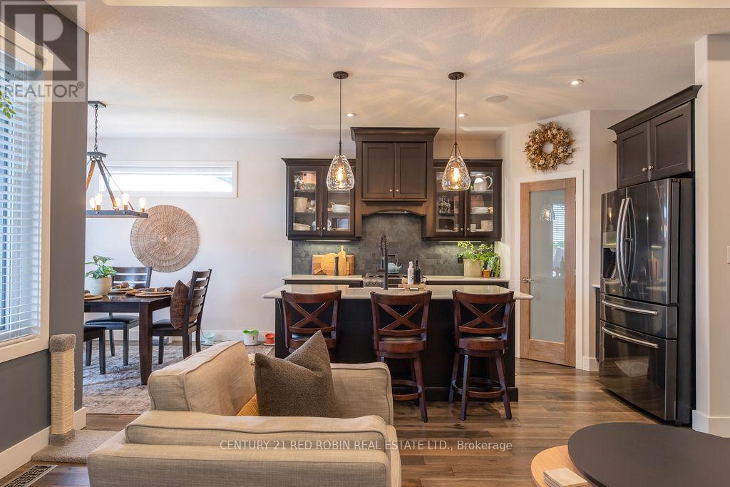 5 Connor Avenue, Strathroy-Caradoc, Ontario  N7G 0E8 - Photo 12 - X13173046