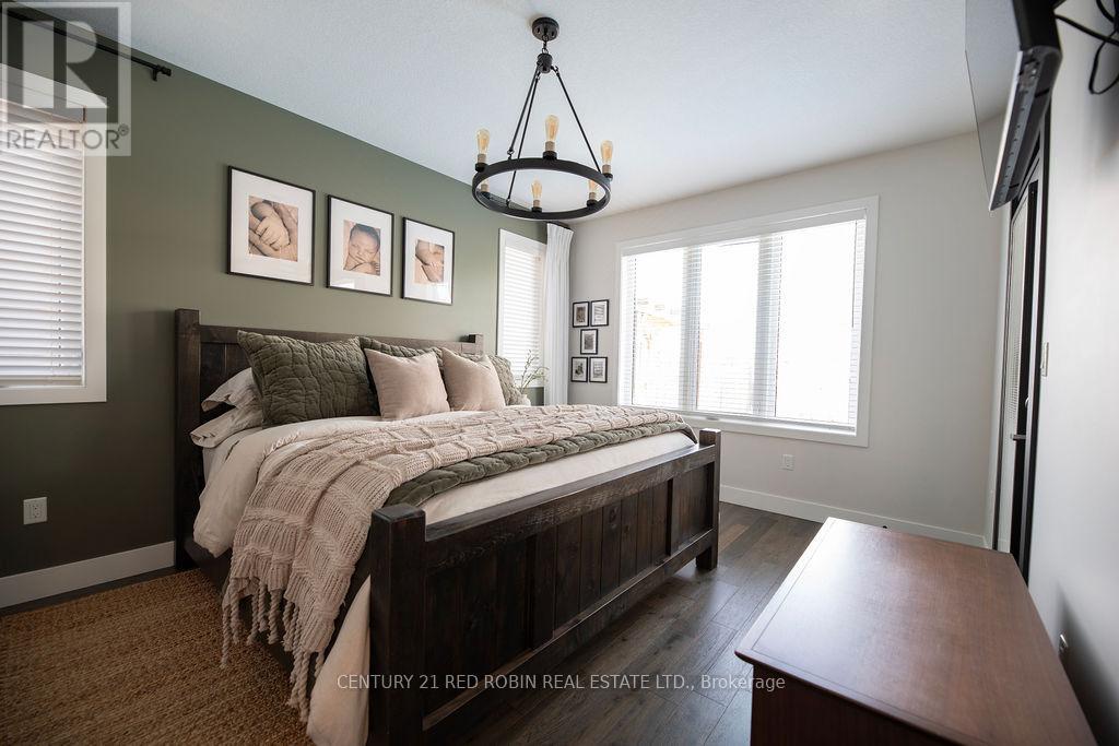 5 Connor Avenue, Strathroy-Caradoc, Ontario  N7G 0E8 - Photo 17 - X13173046
