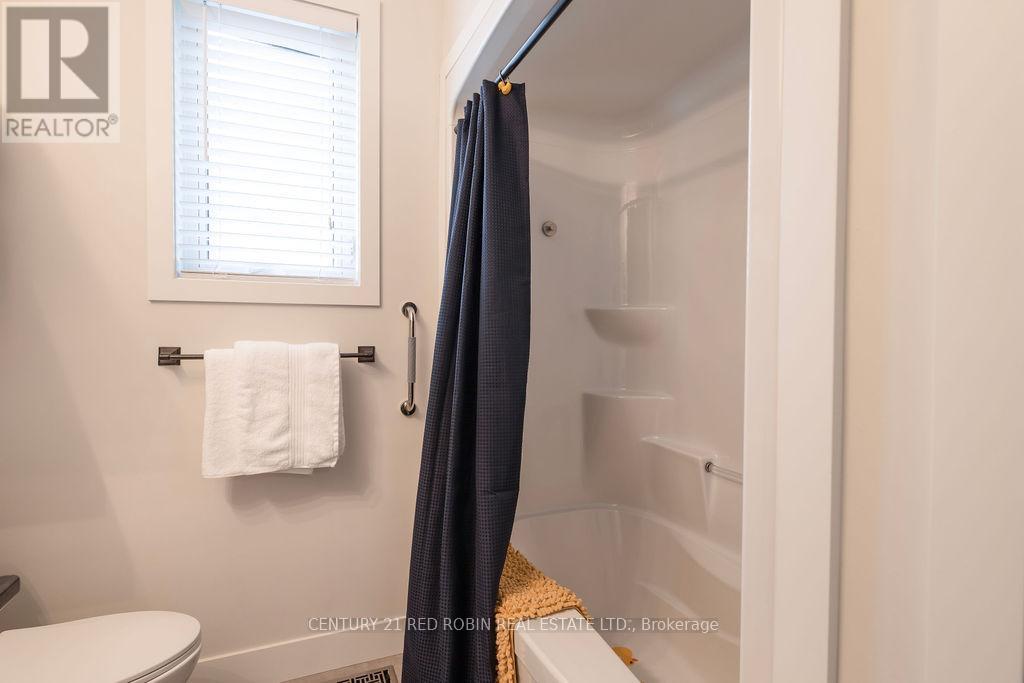 5 Connor Avenue, Strathroy-Caradoc, Ontario  N7G 0E8 - Photo 22 - X13173046